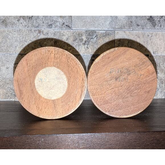 Vintage 1983 Pair of Hand Turned Wood Tapered Candlestick Holders 5 inches - Picture 3 of 3